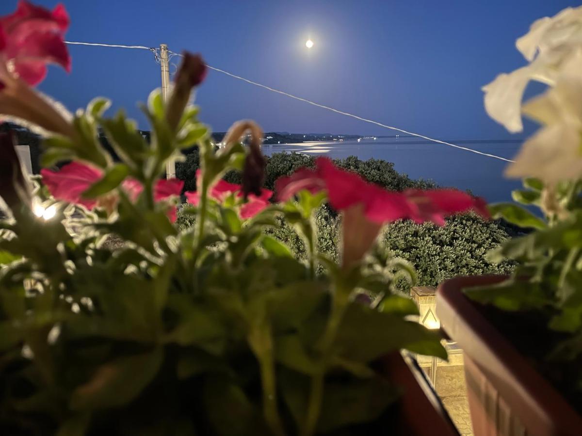 Holiday Beach Lumia 夏卡 外观 照片
